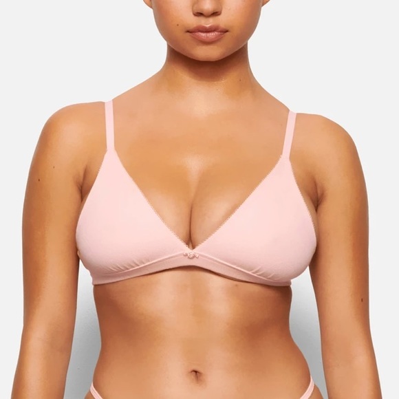 SKIMS Other - Skims Pointelle Logo Triangle Bralette in Quartz